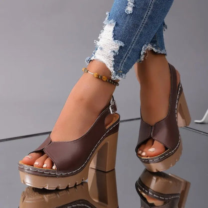 VIVIENNE PUMPS Chunky Sculptural Pumps